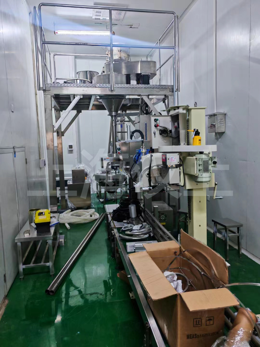 25公斤大包生產線安裝調試進行中，目的地江西